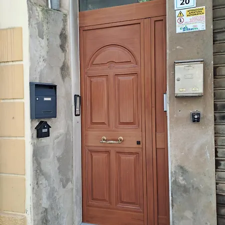 Da Isa - Matrimoniale 伊格莱西亚斯